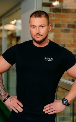 тренер Сергей Денисов