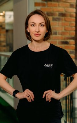 тренер Светлана Капитонова