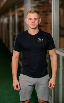 Инструктор тренажерного зала Шевченко Андрей
