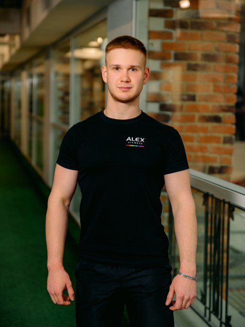 Песков Иван