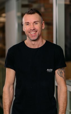 тренер Иван Саченков 